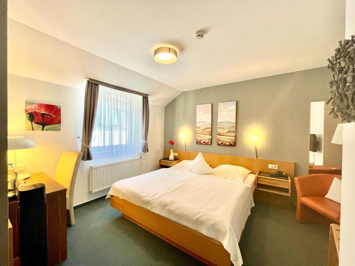 Saarburger Hof 3*
